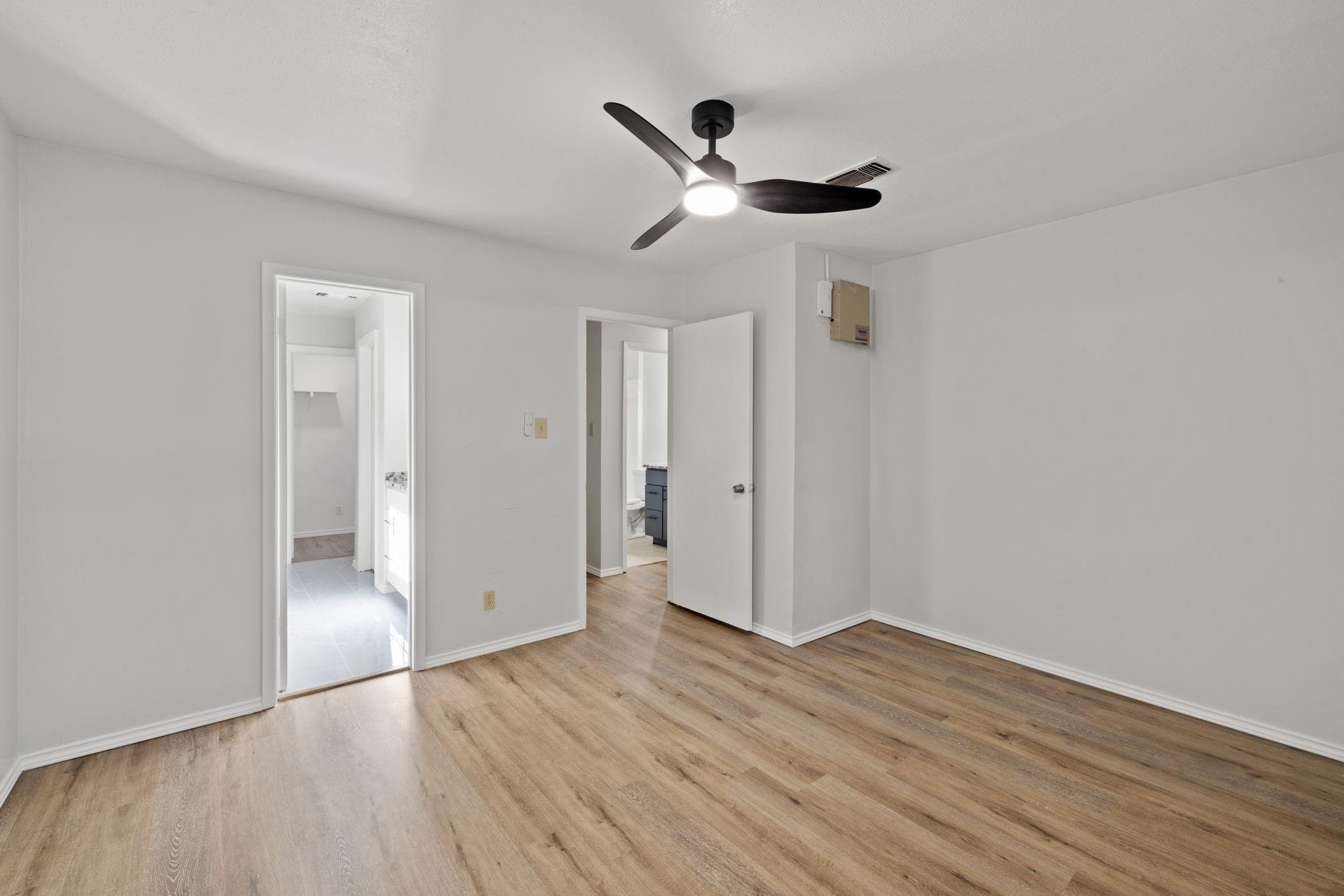 10001 Woodglen Drive Austin TX 78753