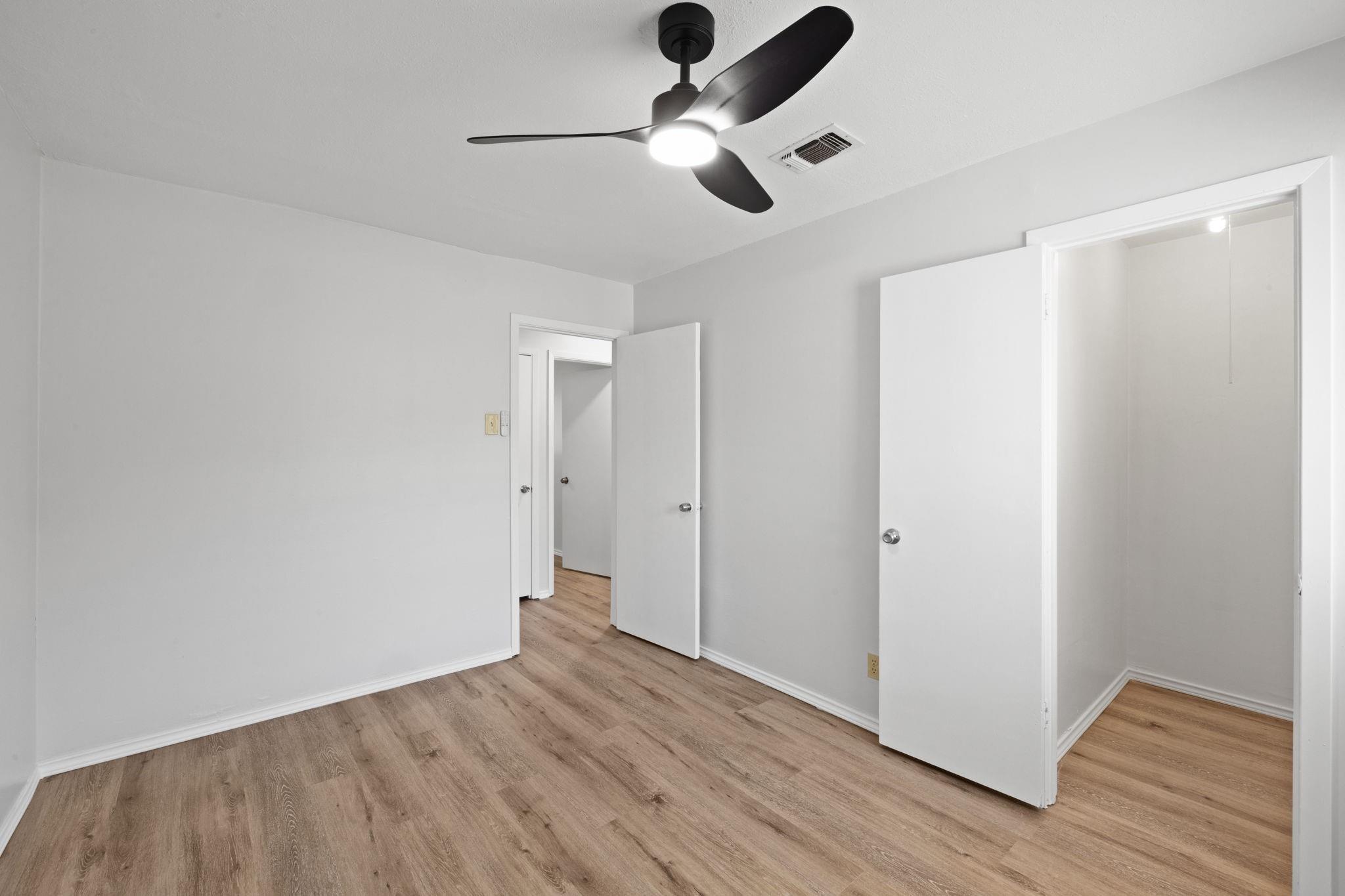 10001 Woodglen Drive Austin TX 78753