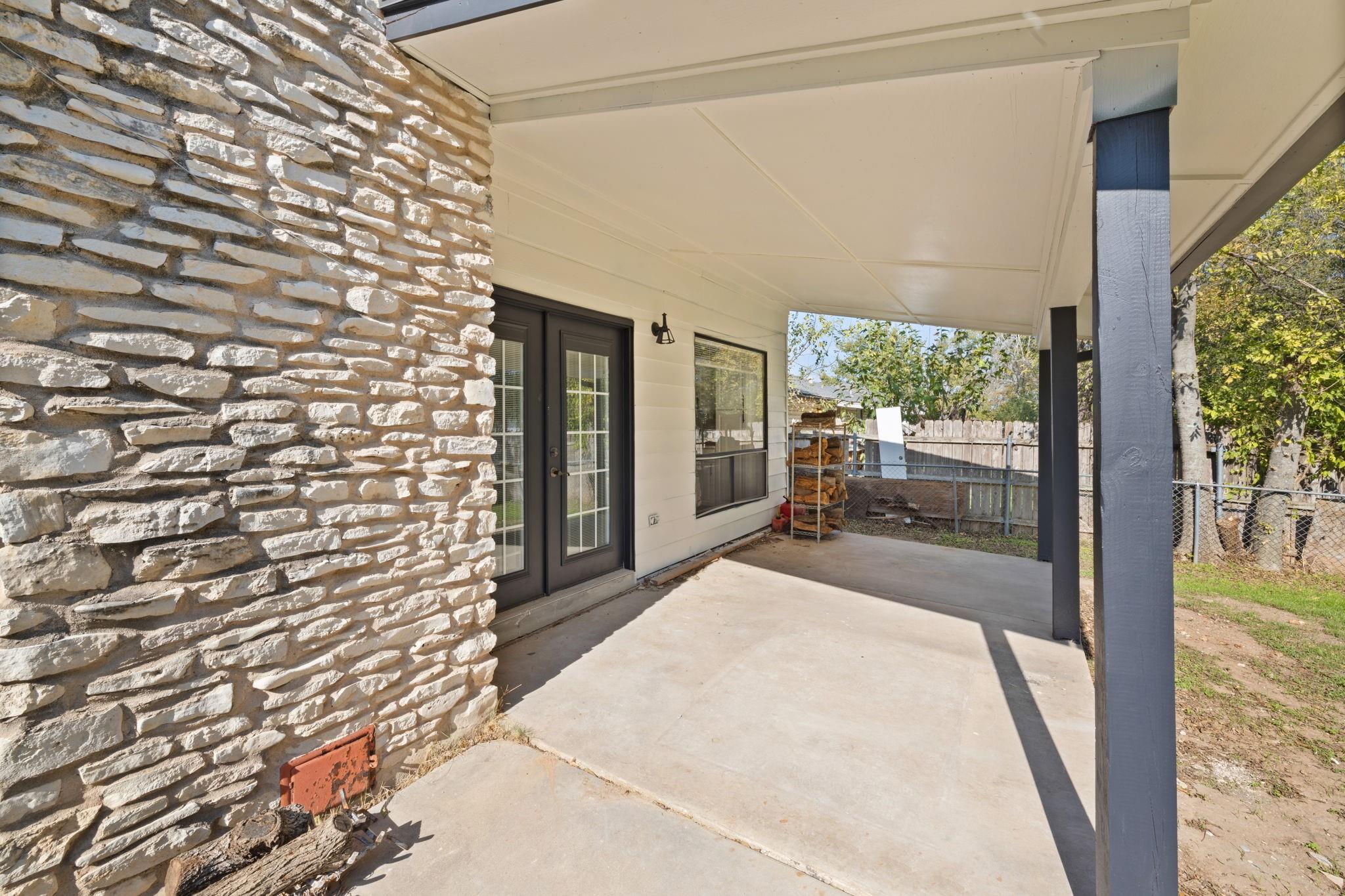 10001 Woodglen Drive Austin TX 78753
