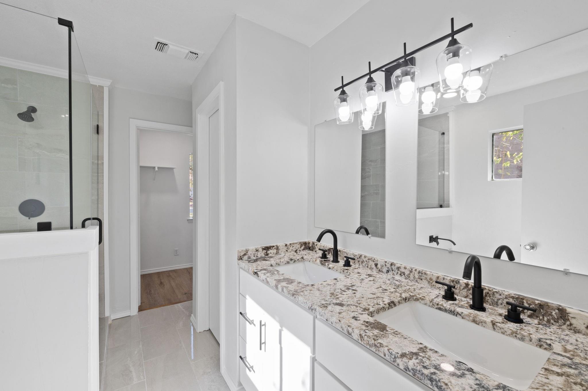 10001 Woodglen Drive Austin TX 78753