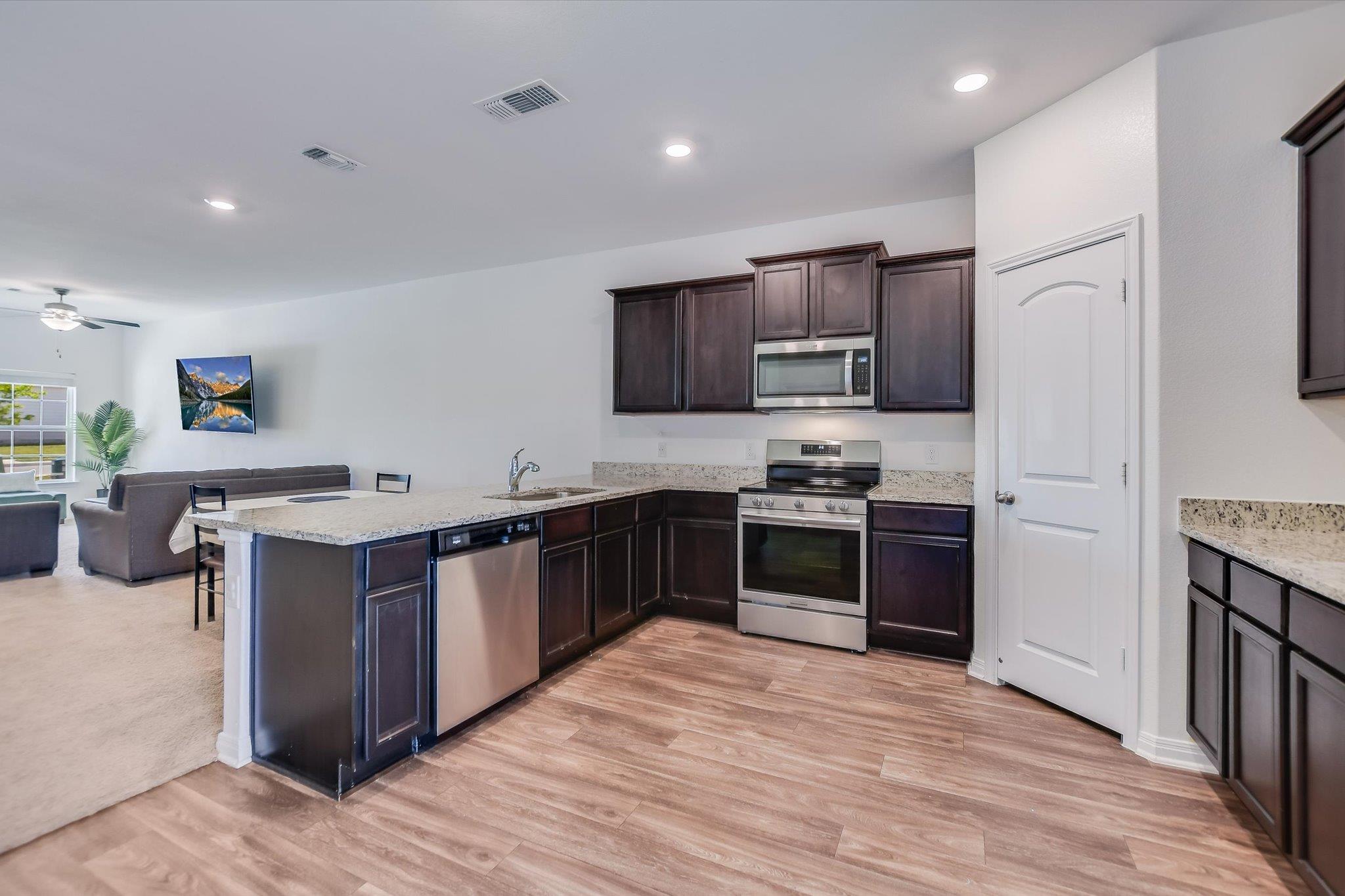 145 Riverdale Drive Jarrell TX 76537
