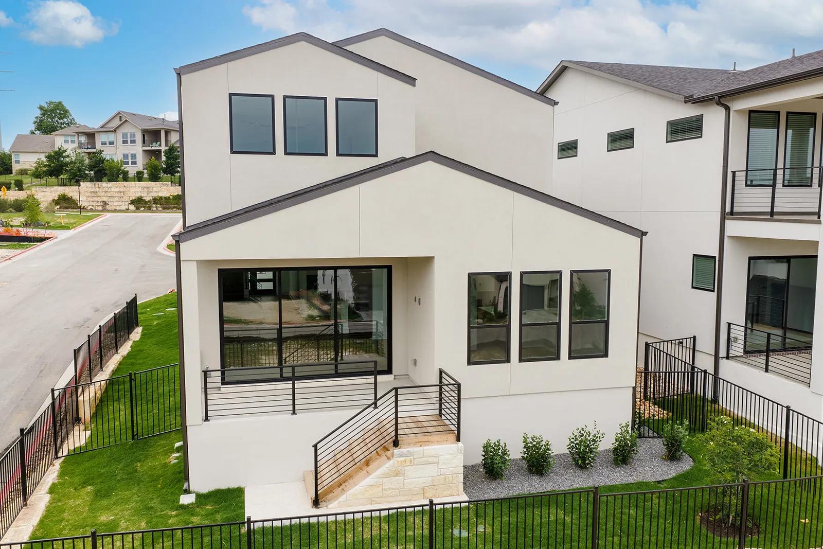112 Pennybacker Lane Lakeway TX 78738