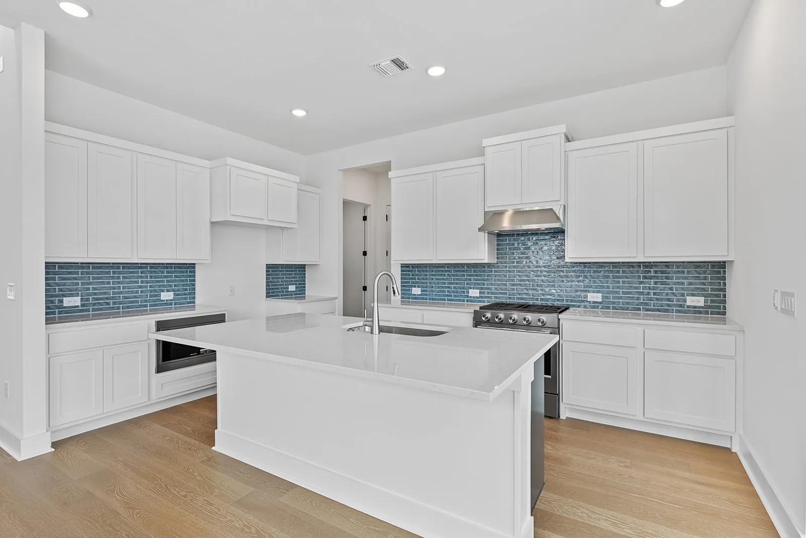112 Pennybacker Lane Lakeway TX 78738