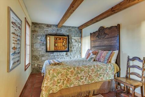 300 Deer Lake Estates Wimberley TX 78676