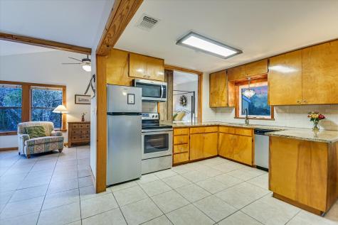 300 Deer Lake Estates Wimberley TX 78676
