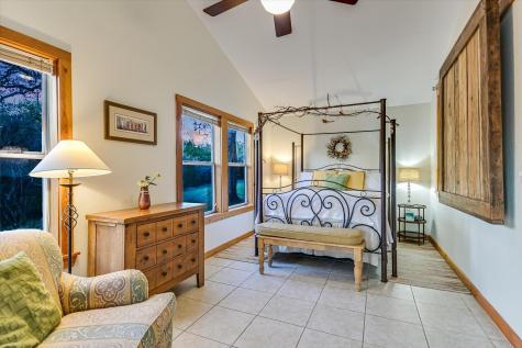 300 Deer Lake Estates Wimberley TX 78676