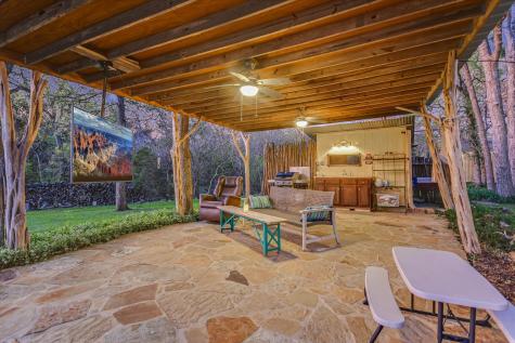 300 Deer Lake Estates Wimberley TX 78676