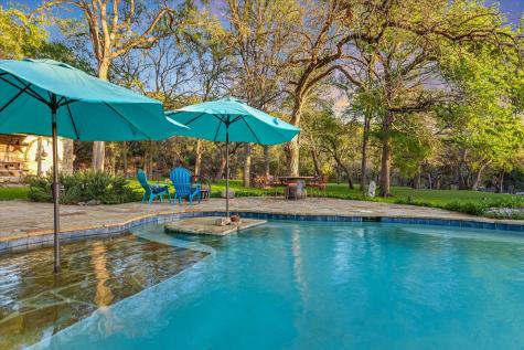 300 Deer Lake Estates Wimberley TX 78676