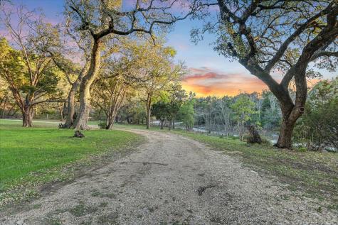 300 Deer Lake Estates Wimberley TX 78676