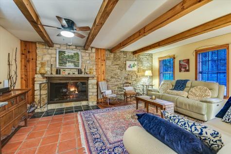 300 Deer Lake Estates Wimberley TX 78676