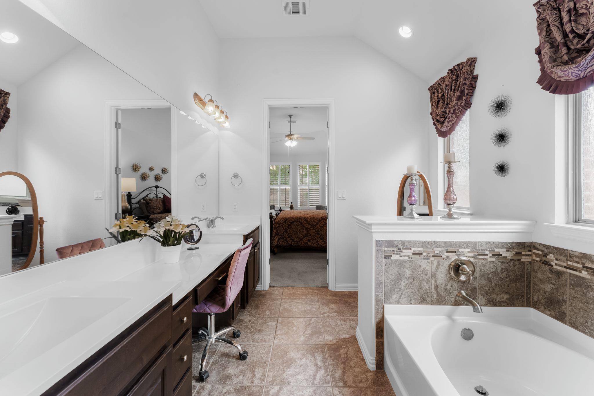3896 Skyview Way Round Rock TX 78681