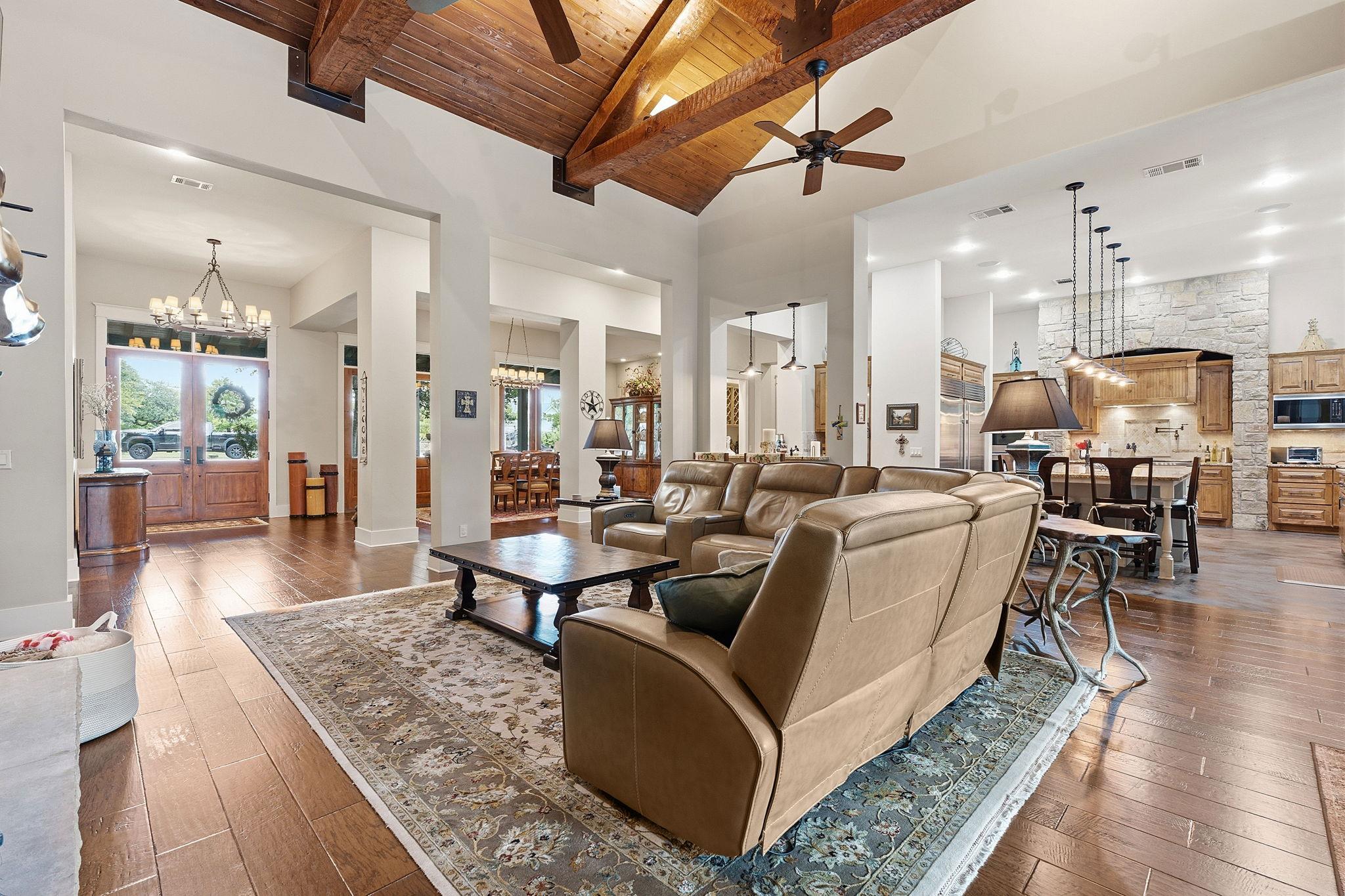 1550 Trebled Waters Trail Driftwood TX 78619