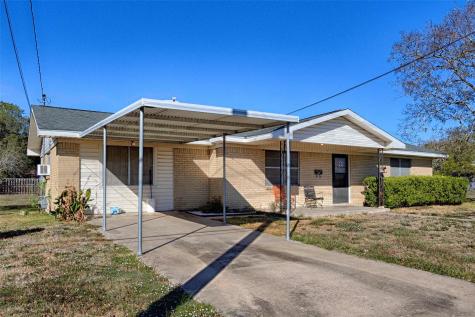 507 South Street Schulenburg TX 78956