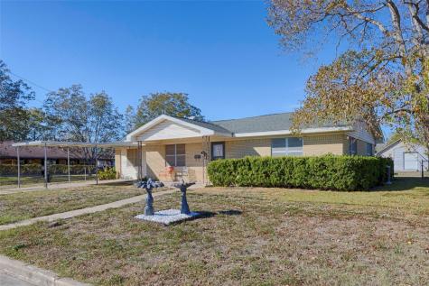 507 South Street Schulenburg TX 78956