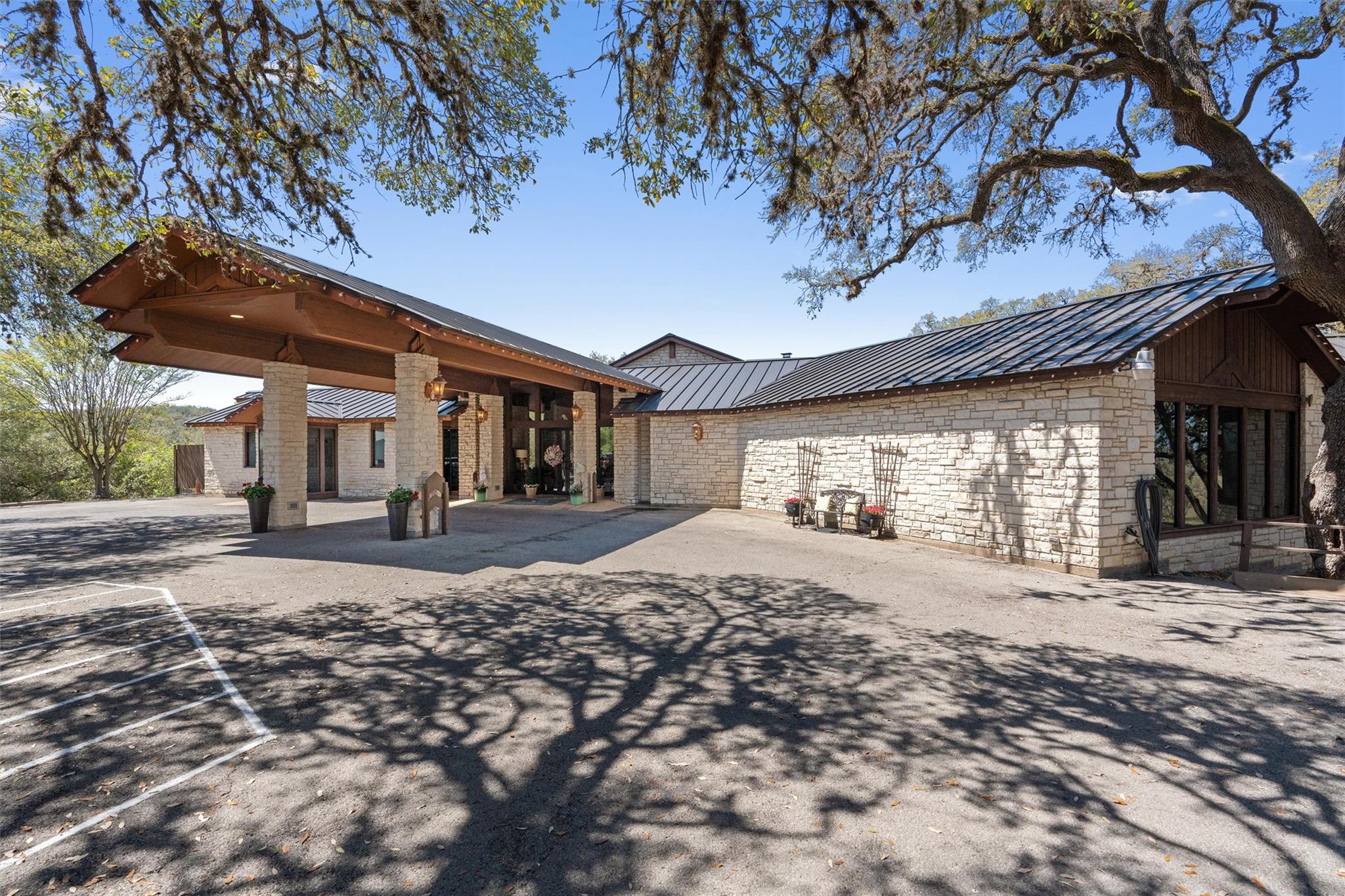 312 Country Club Drive La Grange TX 78945