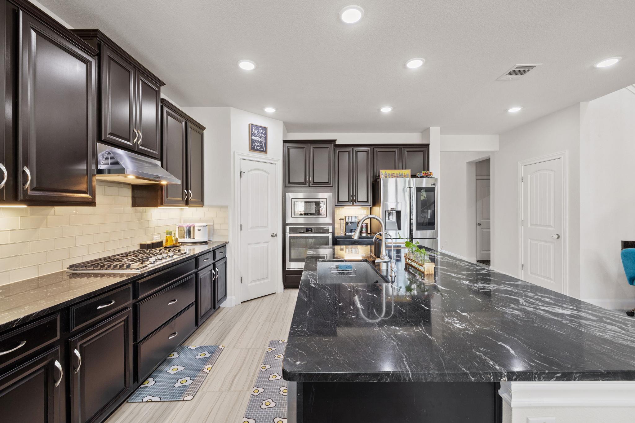 724 Pioneer Grove Round Rock TX 78665