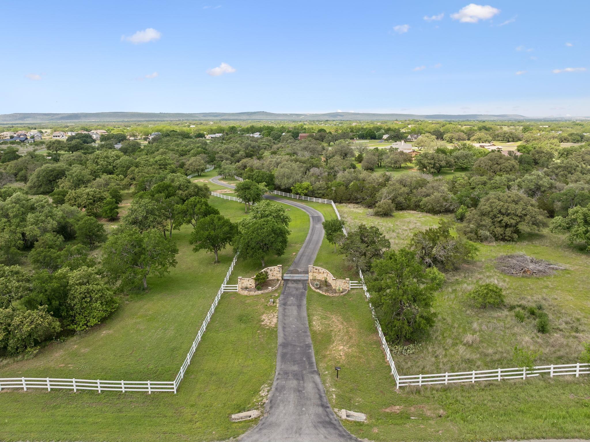 1450 Fm 2342 Kingsland TX 78639
