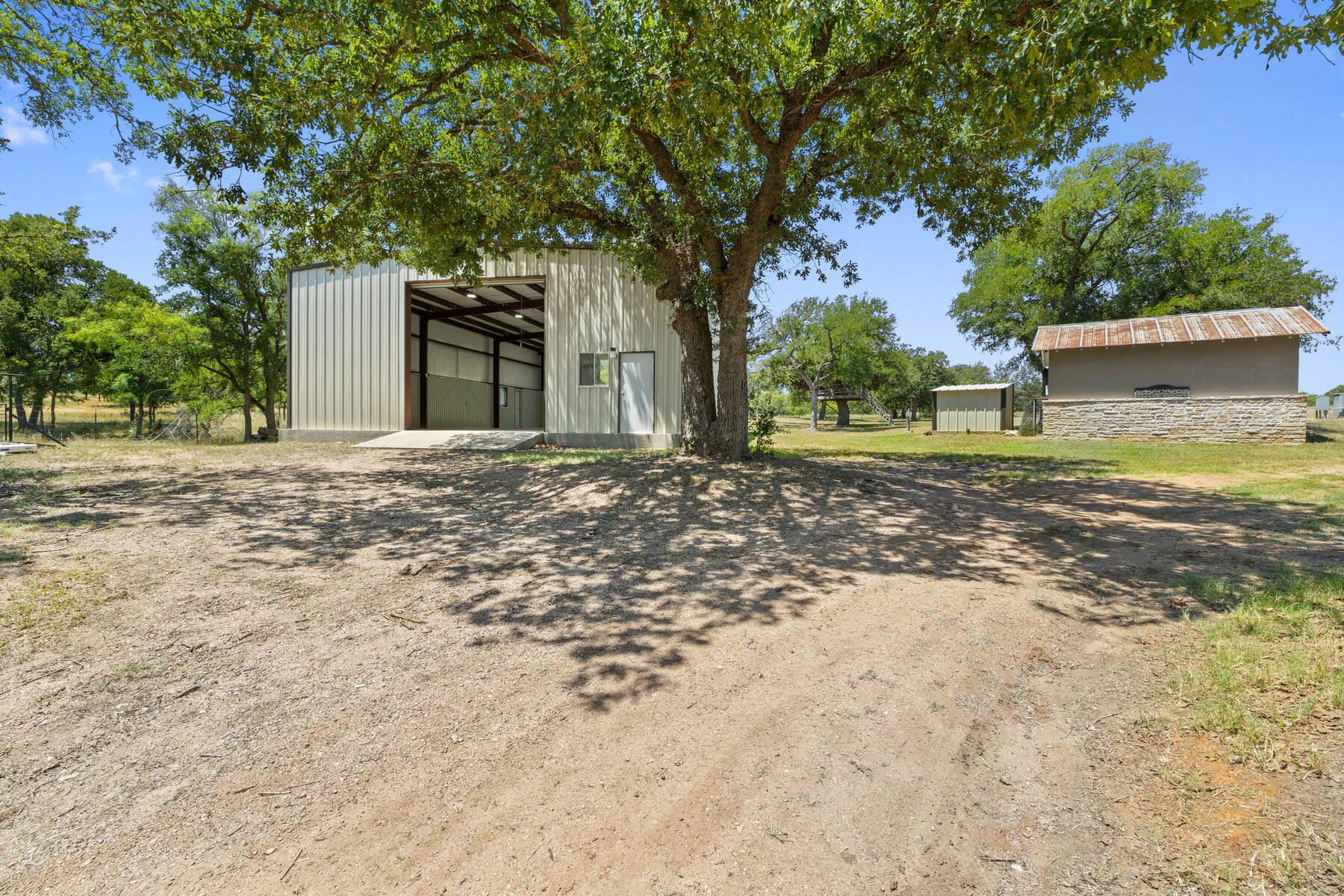 1450 Fm 2342 Kingsland TX 78639