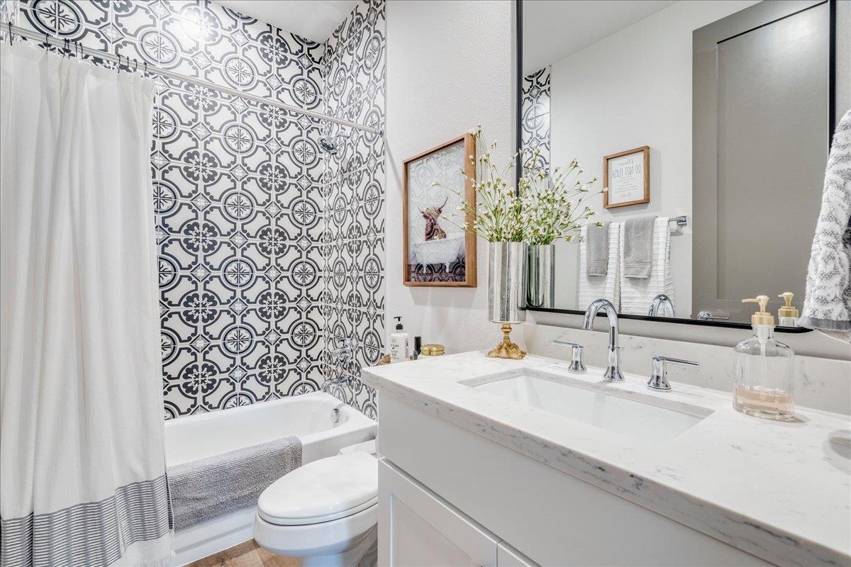 1144 Bunker Ranch Boulevard Dripping Springs TX 78620