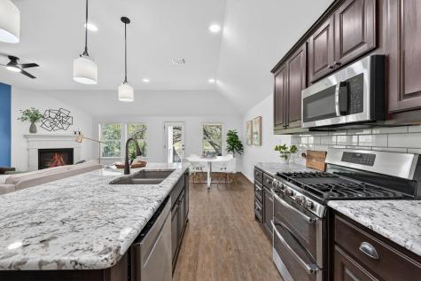 1665 Oyster Creek Buda TX 78610