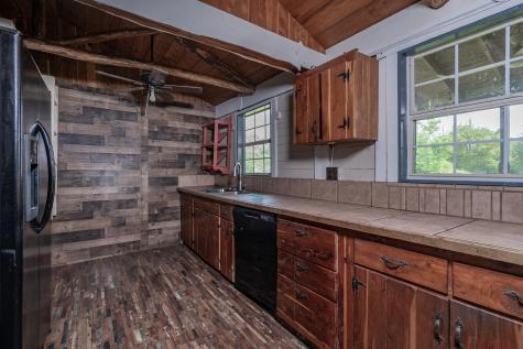 684 Indian Oaks Liberty Hill TX 78642