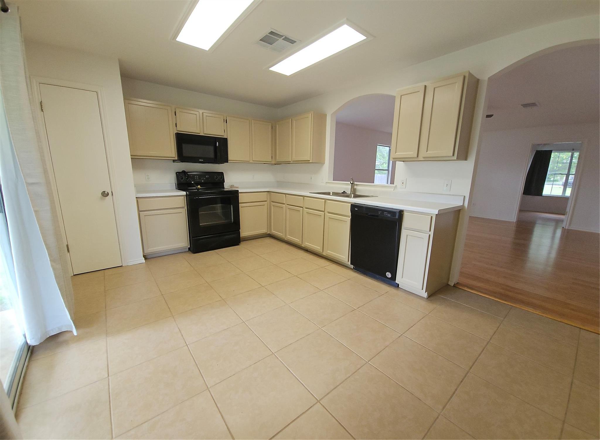 199 Tristans Way Buda TX 78610
