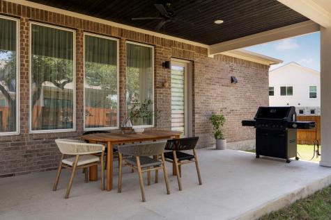 298 Canal Drive Dripping Springs TX 78620