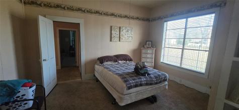 420 W 6th Street Taylor TX 76574