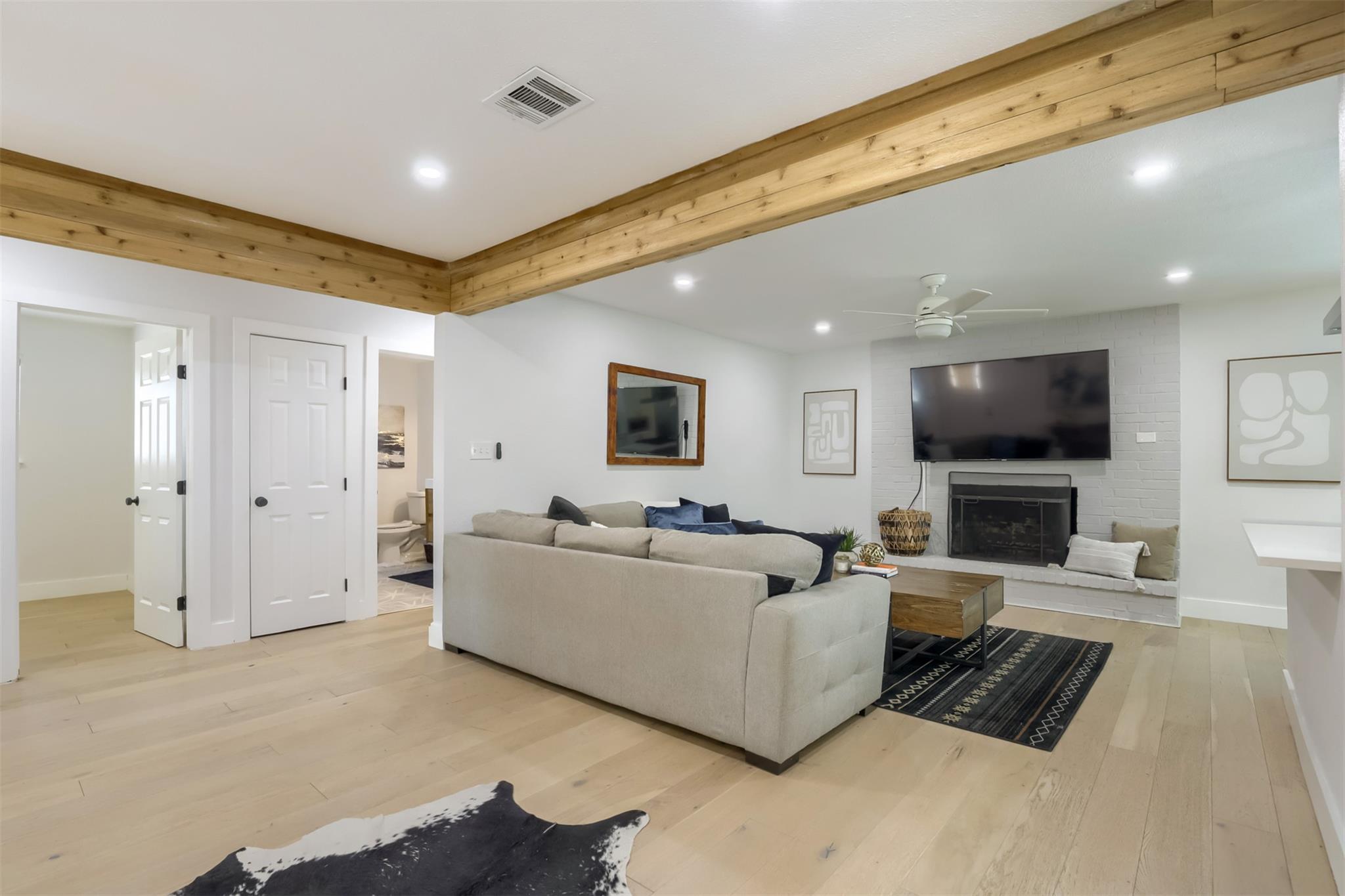 9016 W Pointer Lane Austin TX 78758