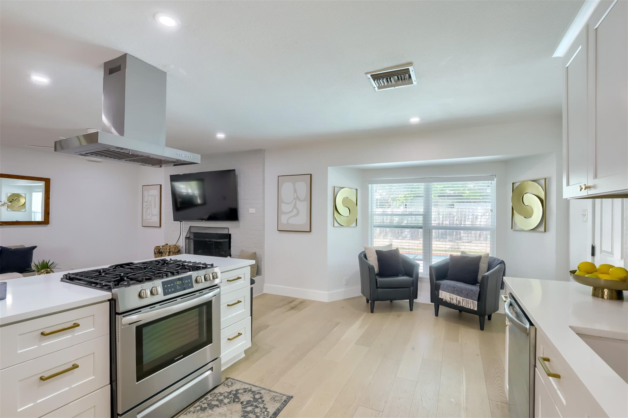 9016 W Pointer Lane Austin TX 78758