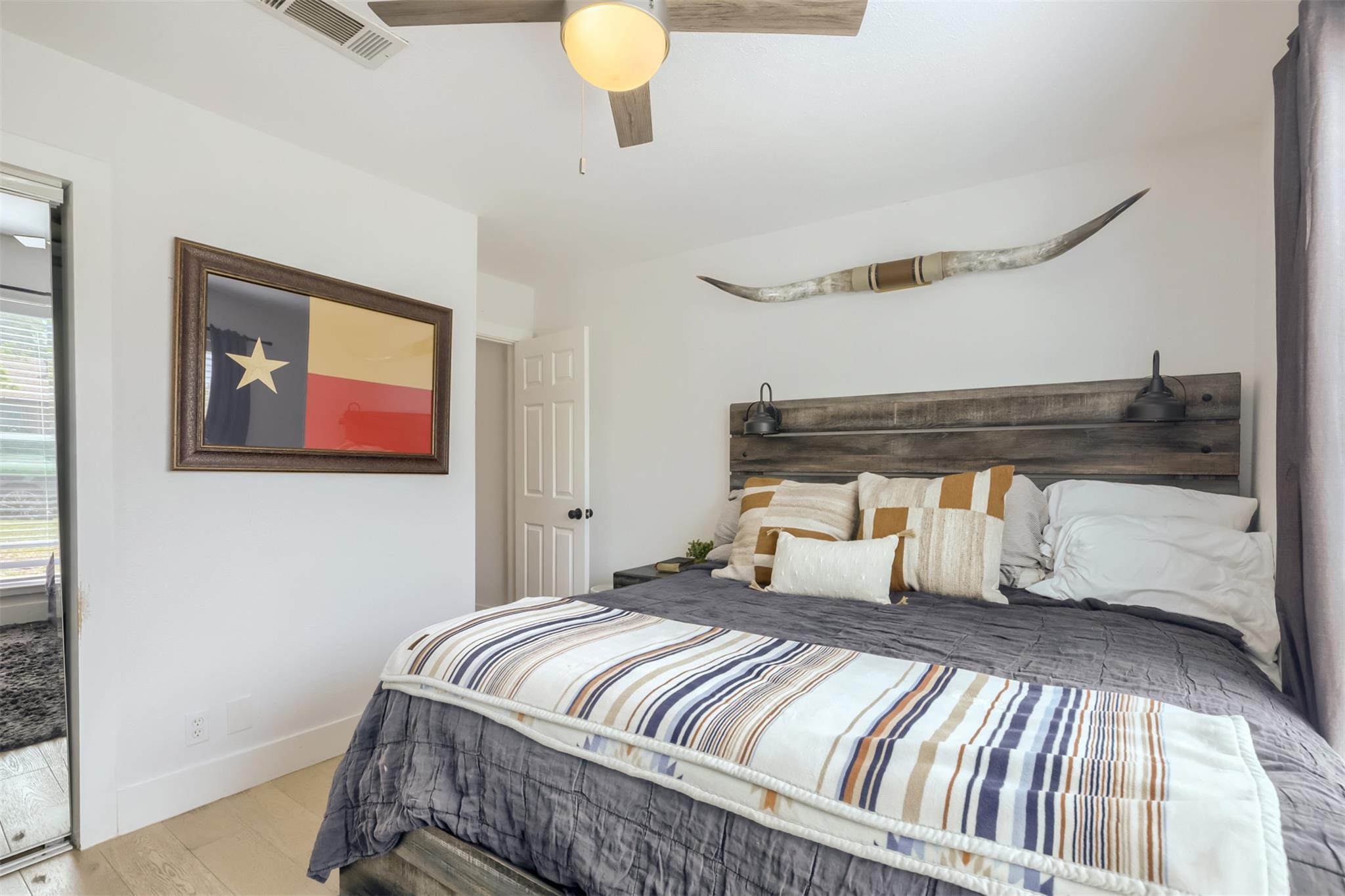 9016 W Pointer Lane Austin TX 78758
