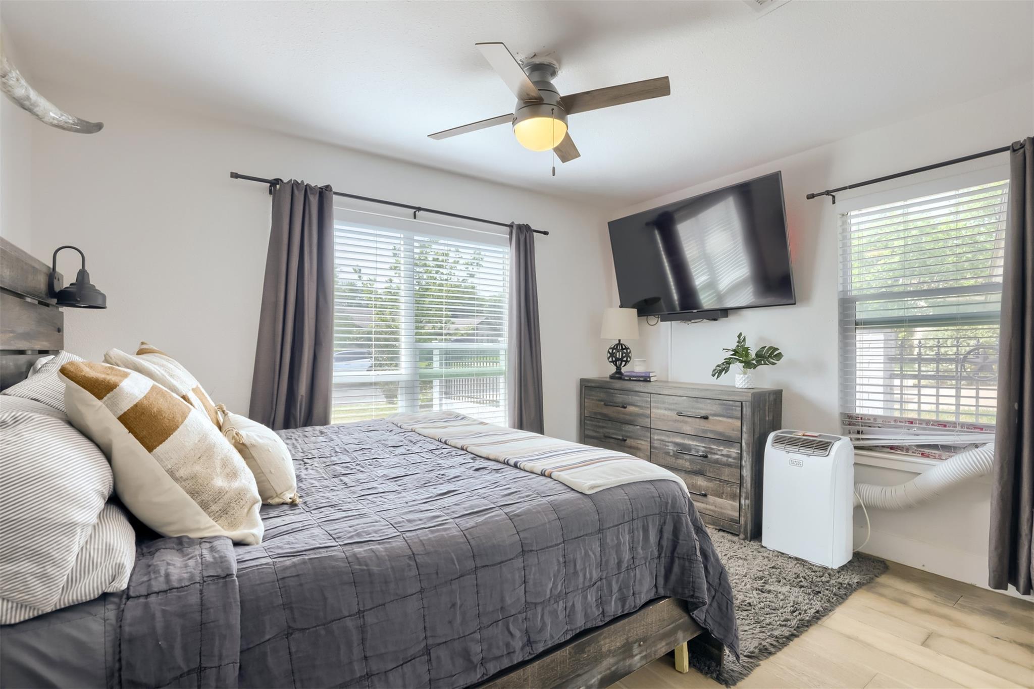 9016 W Pointer Lane Austin TX 78758