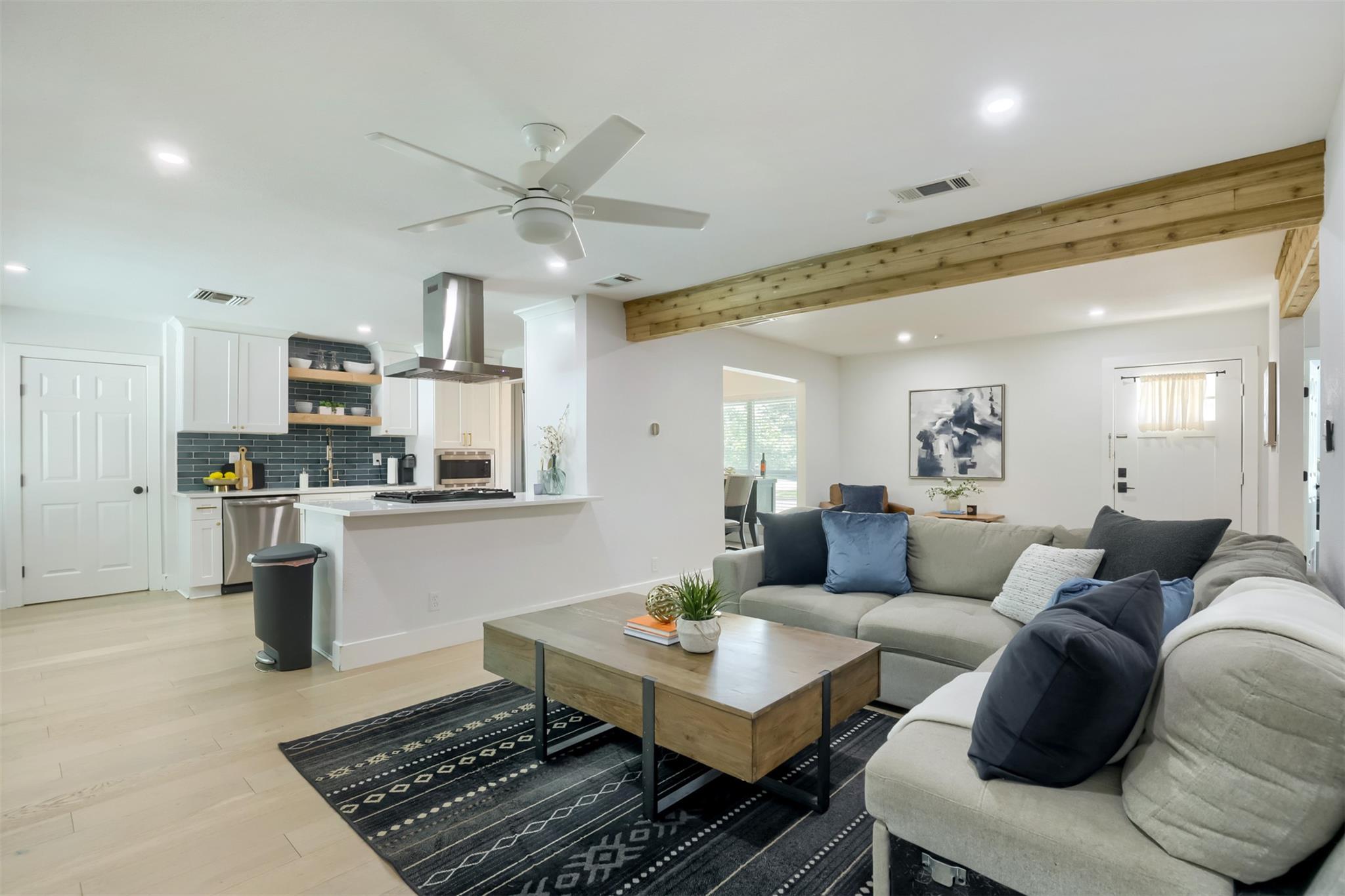 9016 W Pointer Lane Austin TX 78758