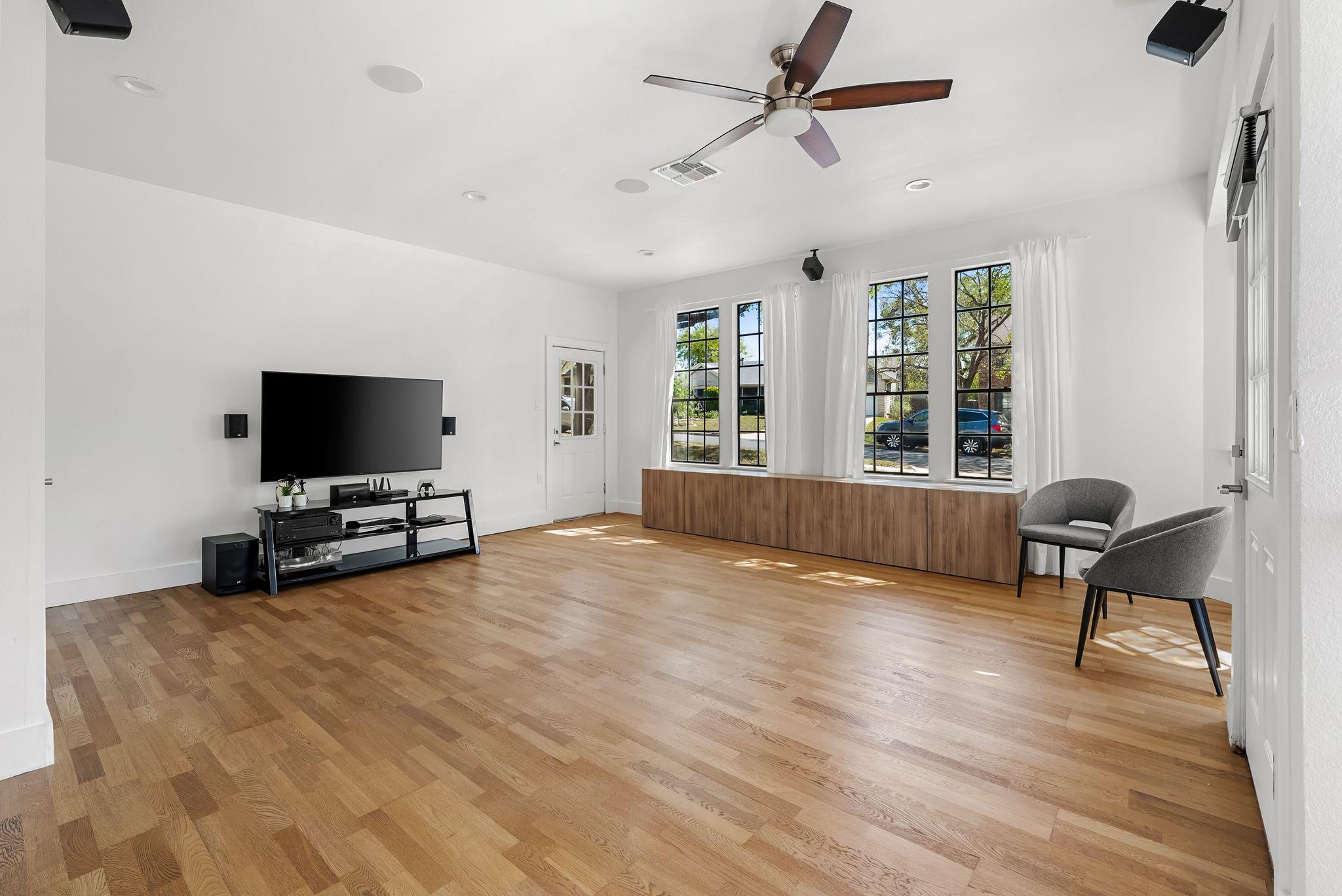 1714 Prairie Hen Cove Austin TX 78758