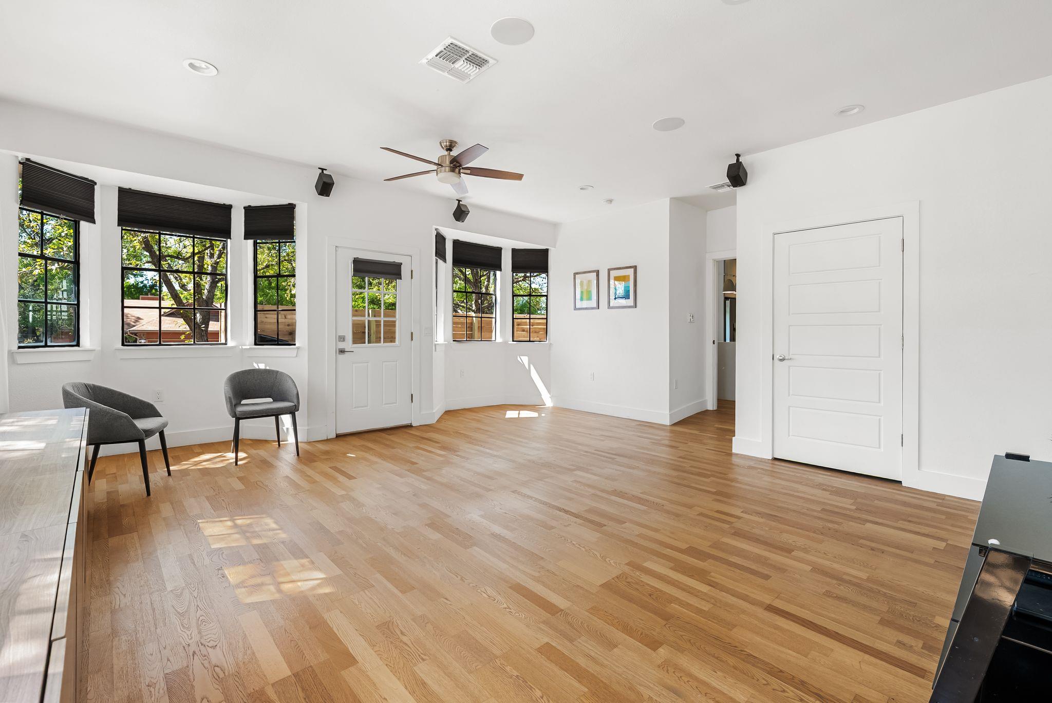 1714 Prairie Hen Cove Austin TX 78758