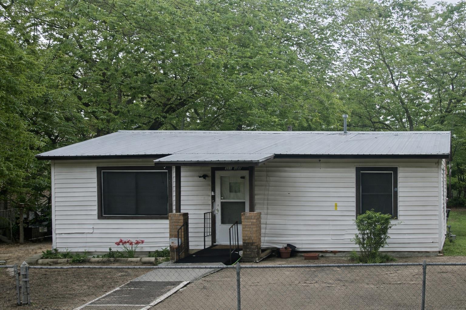 1127 Mark Street Austin TX 78721