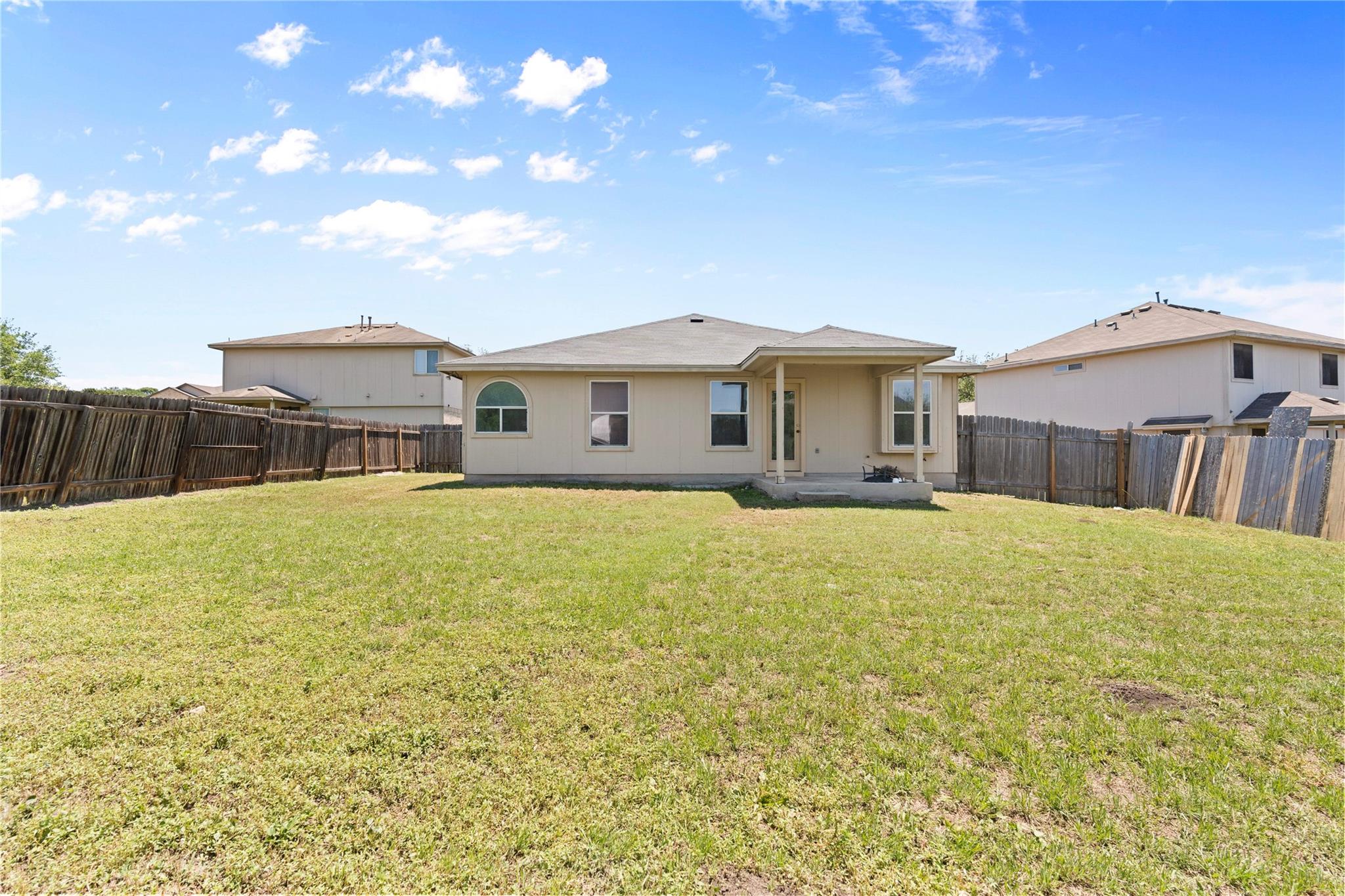 406 Covent Drive Kyle TX 78640