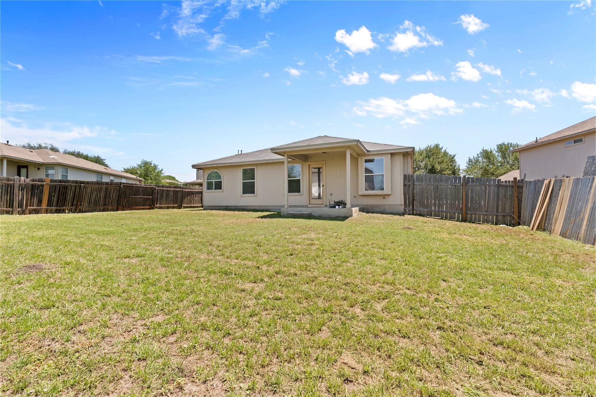 406 Covent Drive Kyle TX 78640