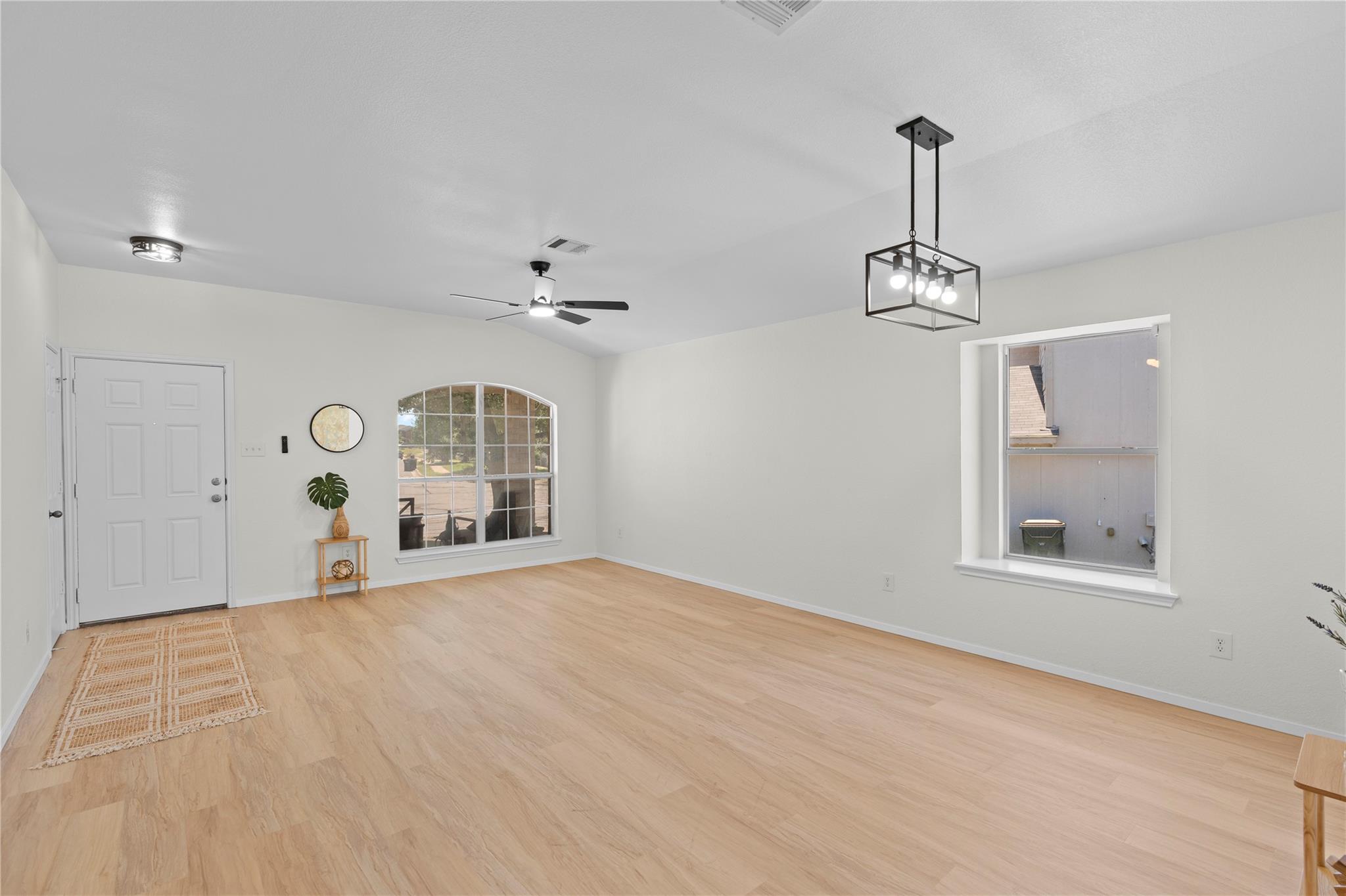 406 Covent Drive Kyle TX 78640