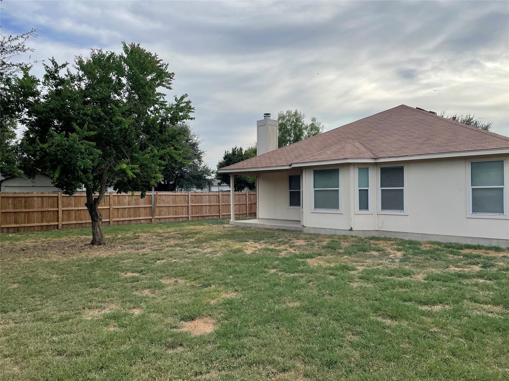 602 Losoya Court Hutto TX 78634