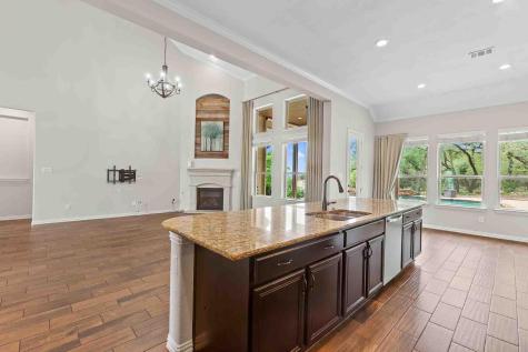 4512 Diamante Drive Spicewood TX 78669