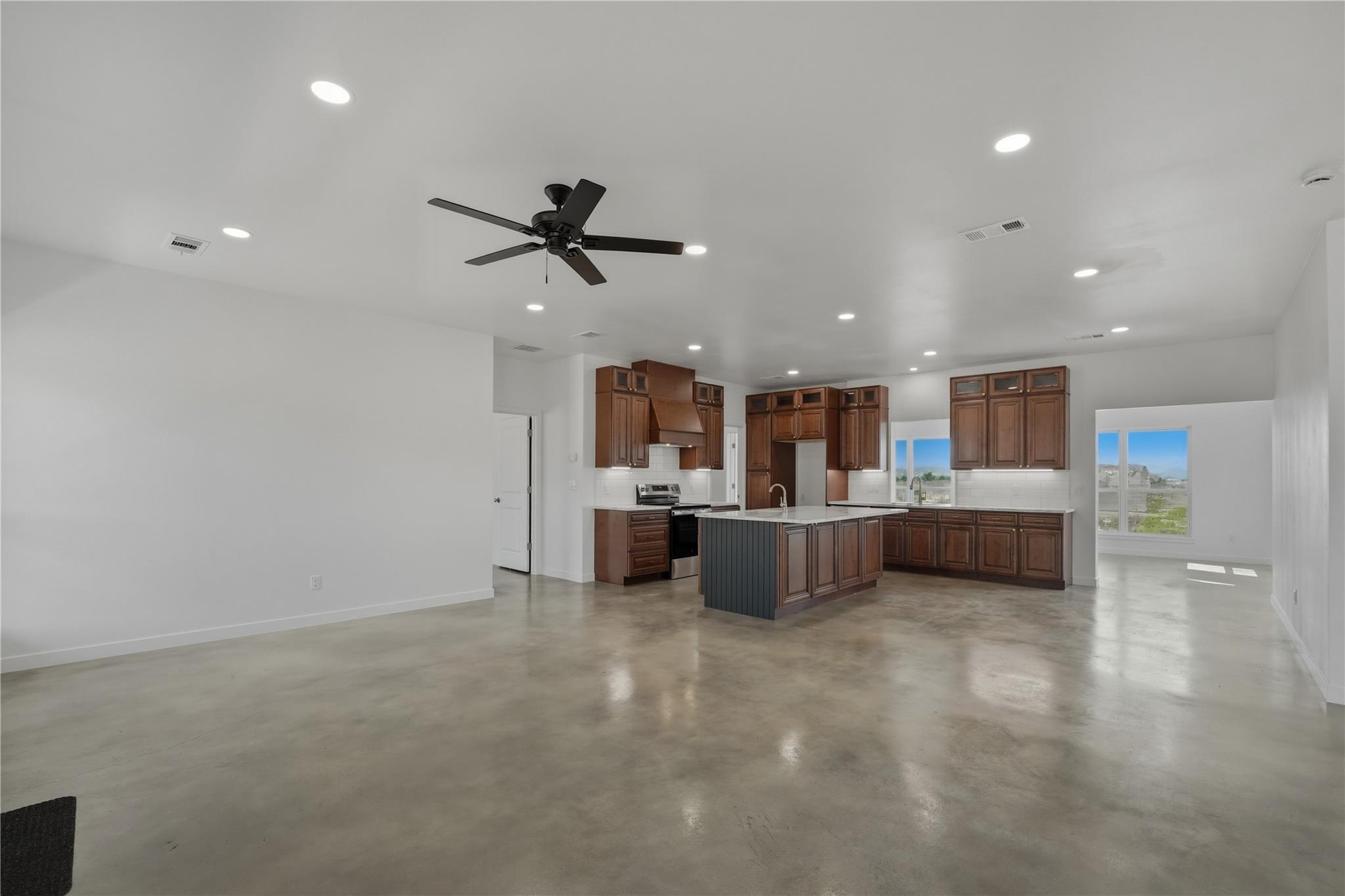 9345 Hajovsky Road La Grange TX 78945