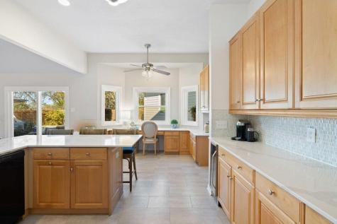 6659 Whitemarsh Valley Walk Austin TX 78746