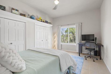 6659 Whitemarsh Valley Walk Austin TX 78746