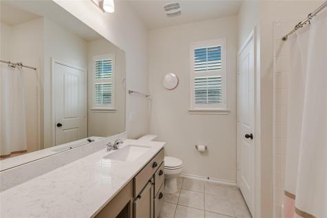 1008 Estes Park Taylor TX 76574
