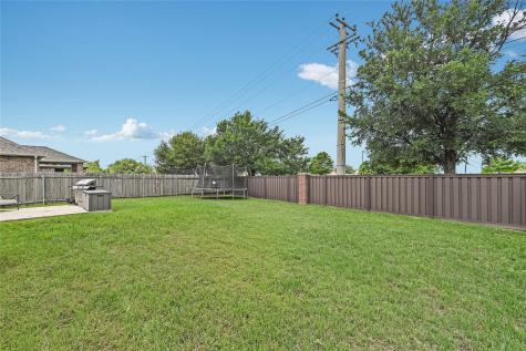 1008 Estes Park Taylor TX 76574