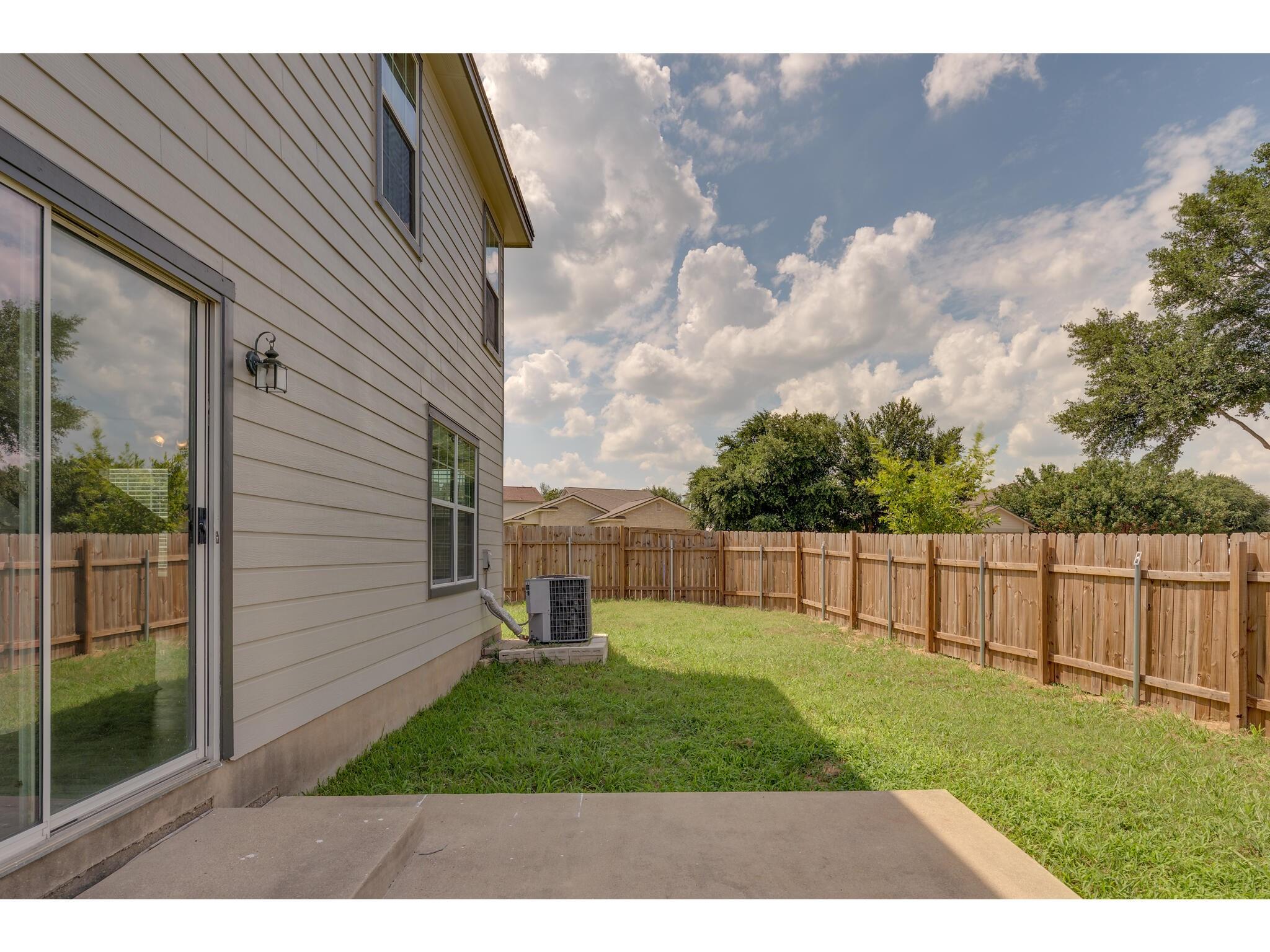 401 Blanco Woods Boulevard Elgin TX 78621