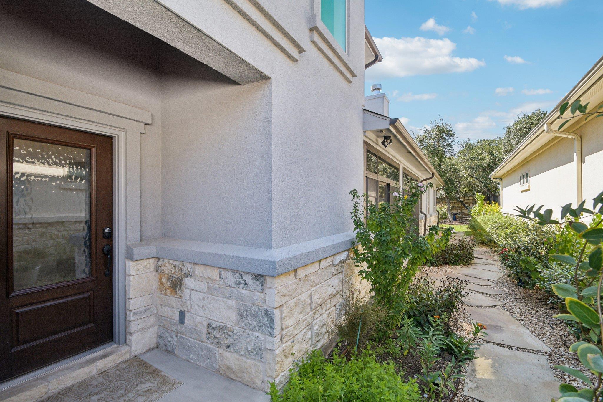 804 Indian Hawthorne Drive Georgetown TX 78628