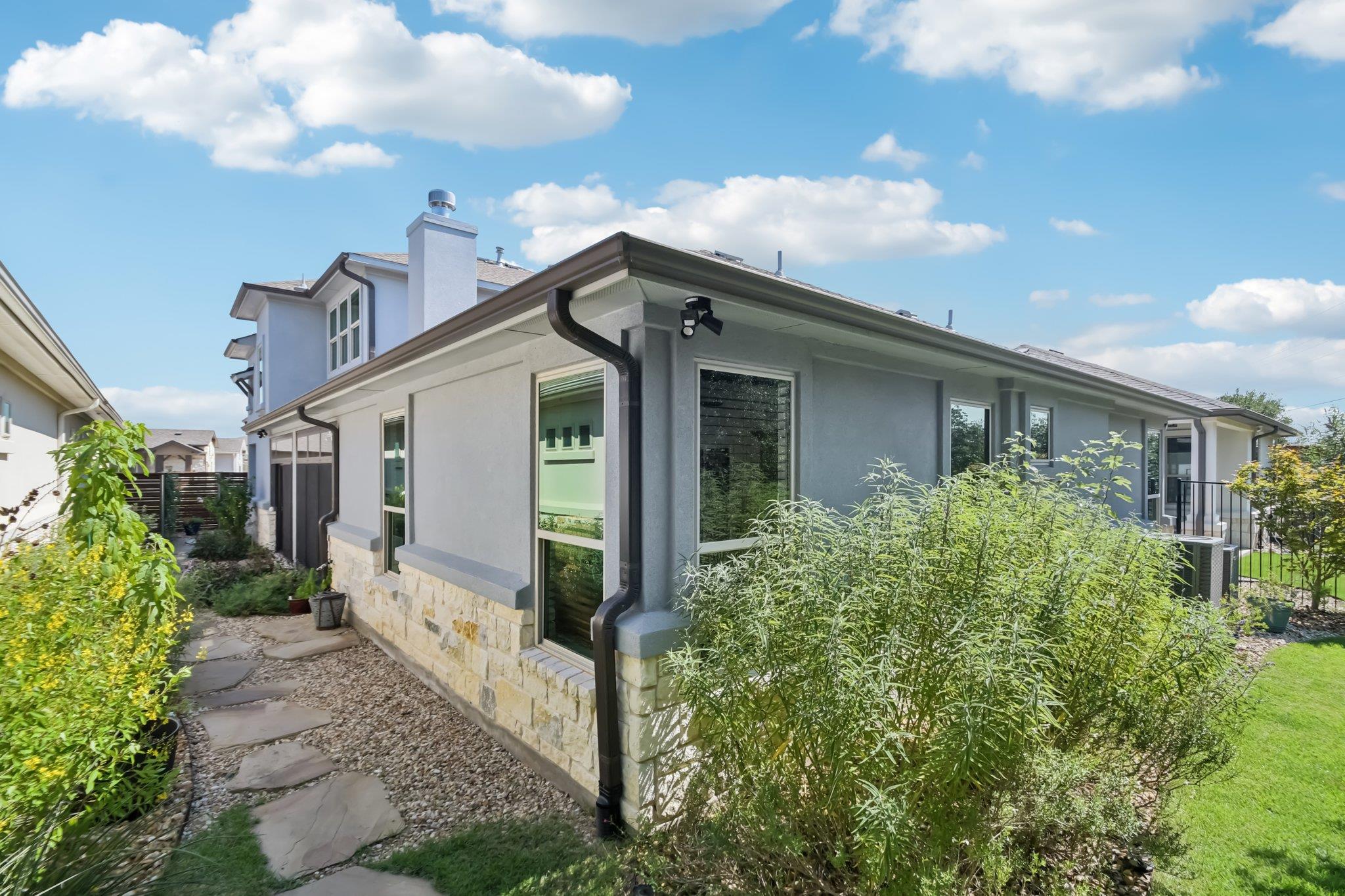 804 Indian Hawthorne Drive Georgetown TX 78628
