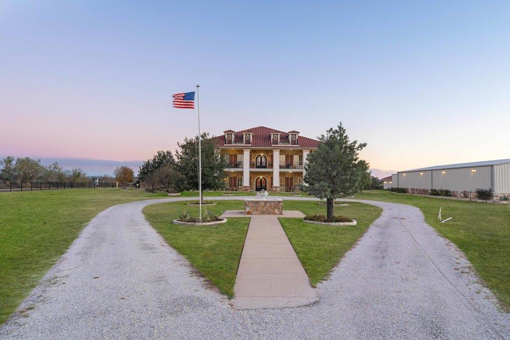 1694 County Road 102 Llano TX 78643